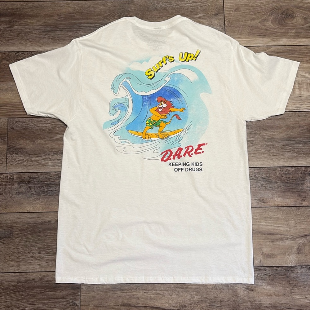NWOT D.A.R.E. Keeping Kids Off Drugs Surf’s Up T Shirt XL